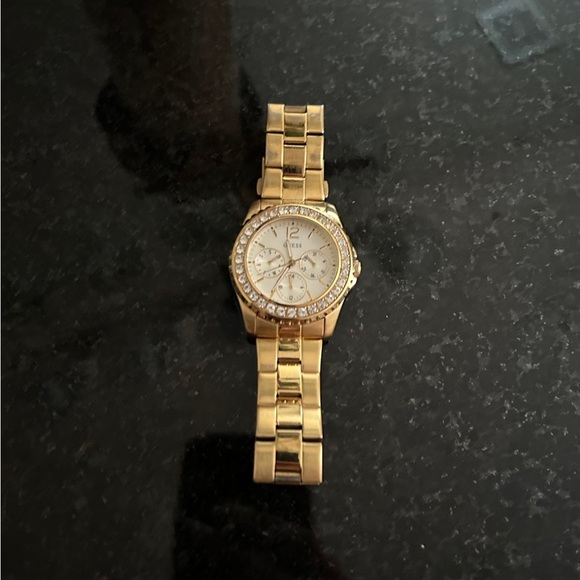 guess gold watch - Picture 1 of 5